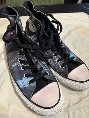 Converse High Top Sneakers - Black with Light Pink Toecaps